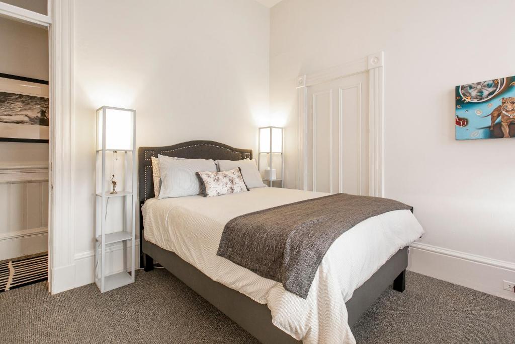 Pacific Heights Victorian Bedroom and Bathroom